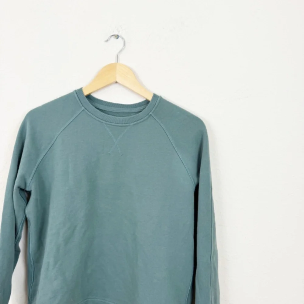 Lululemon Just Pleat It Crew Green Sweatshirt Size Small
